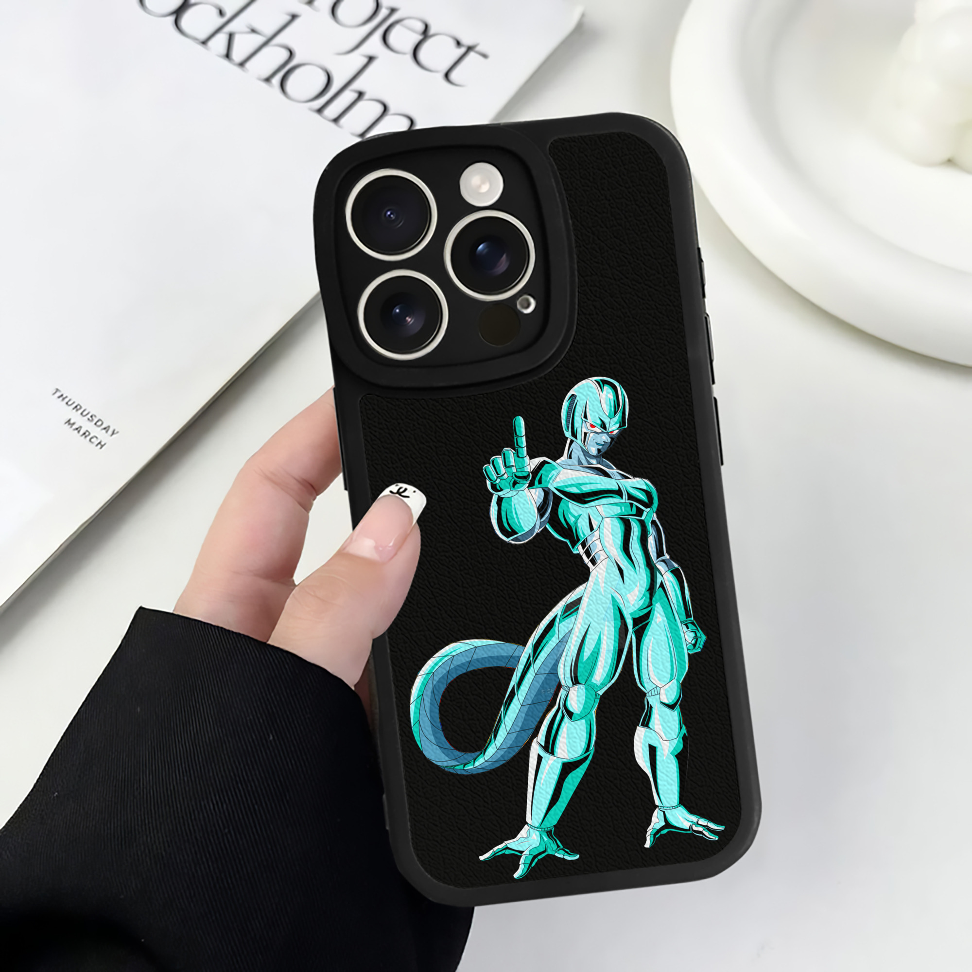 （画像用） ドラゴンボール クウラ DRAGON BALL Cooler Coora 【iPhone 16シリーズ対応】シリコンスマホケース（レザー調） 材質：シリコン